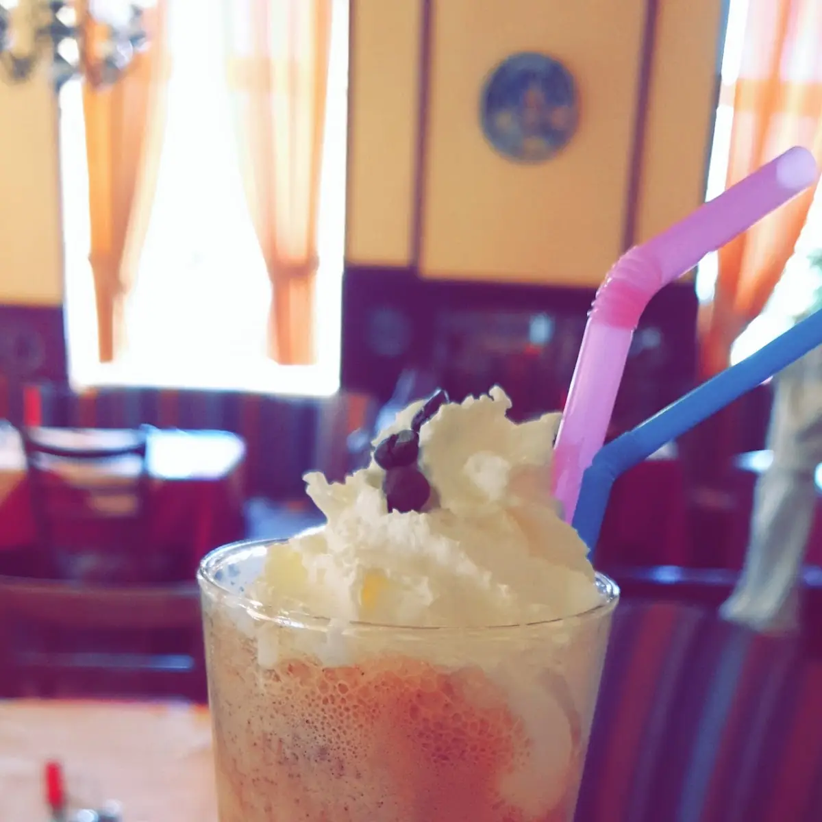Eis Café
