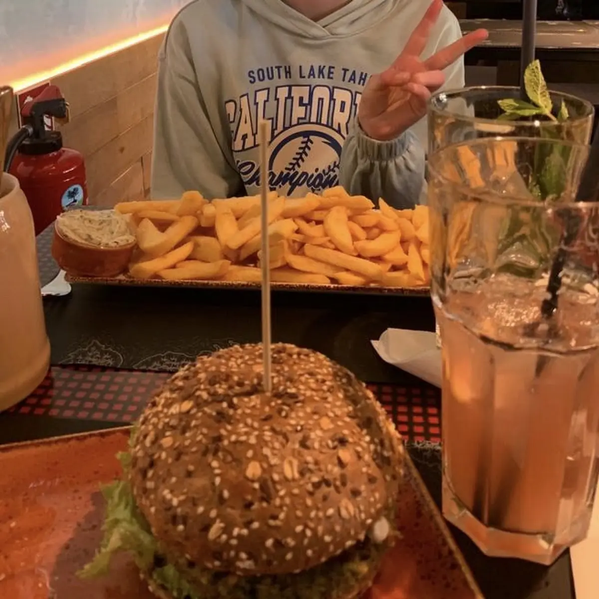 Super Burger