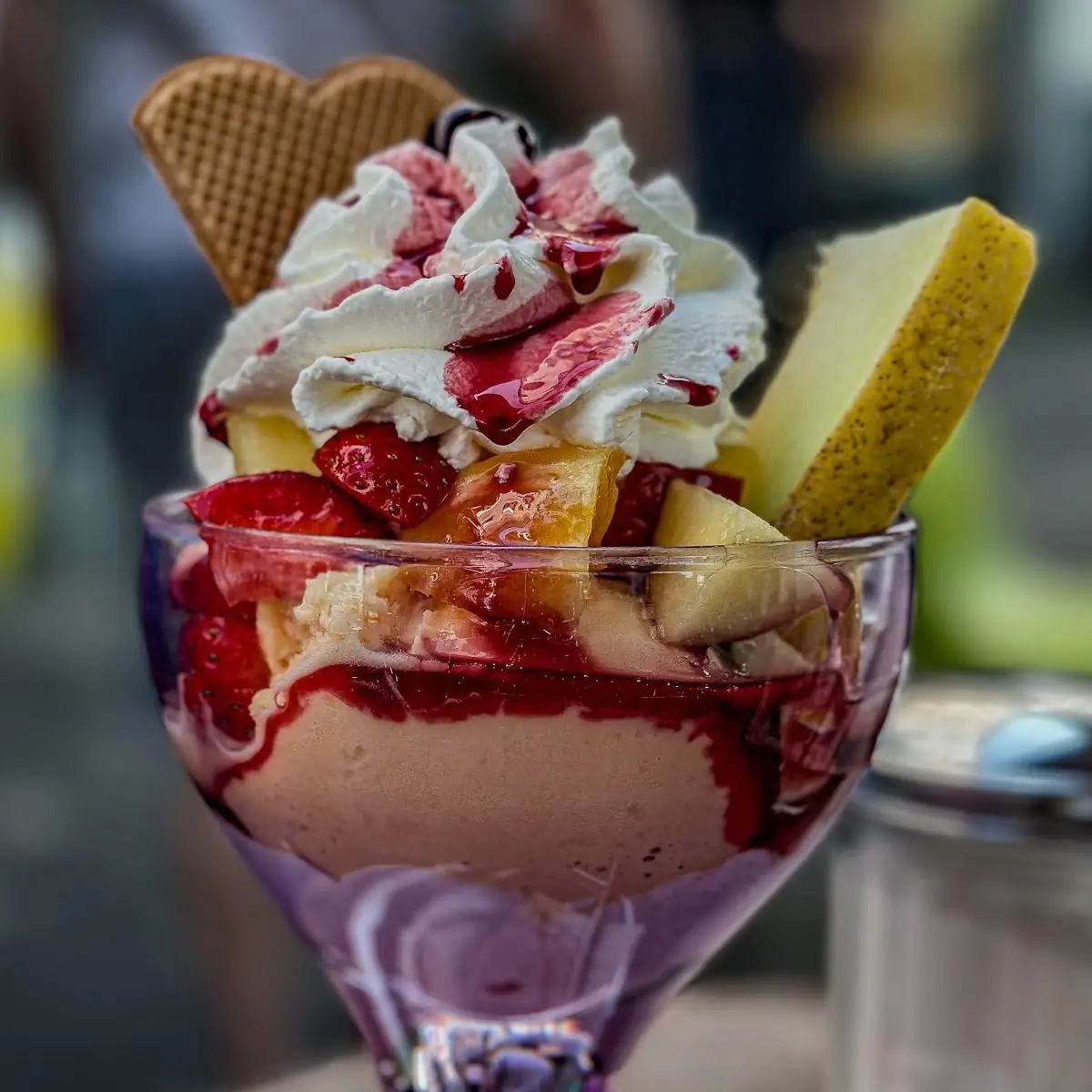 Waldfruchtbecher