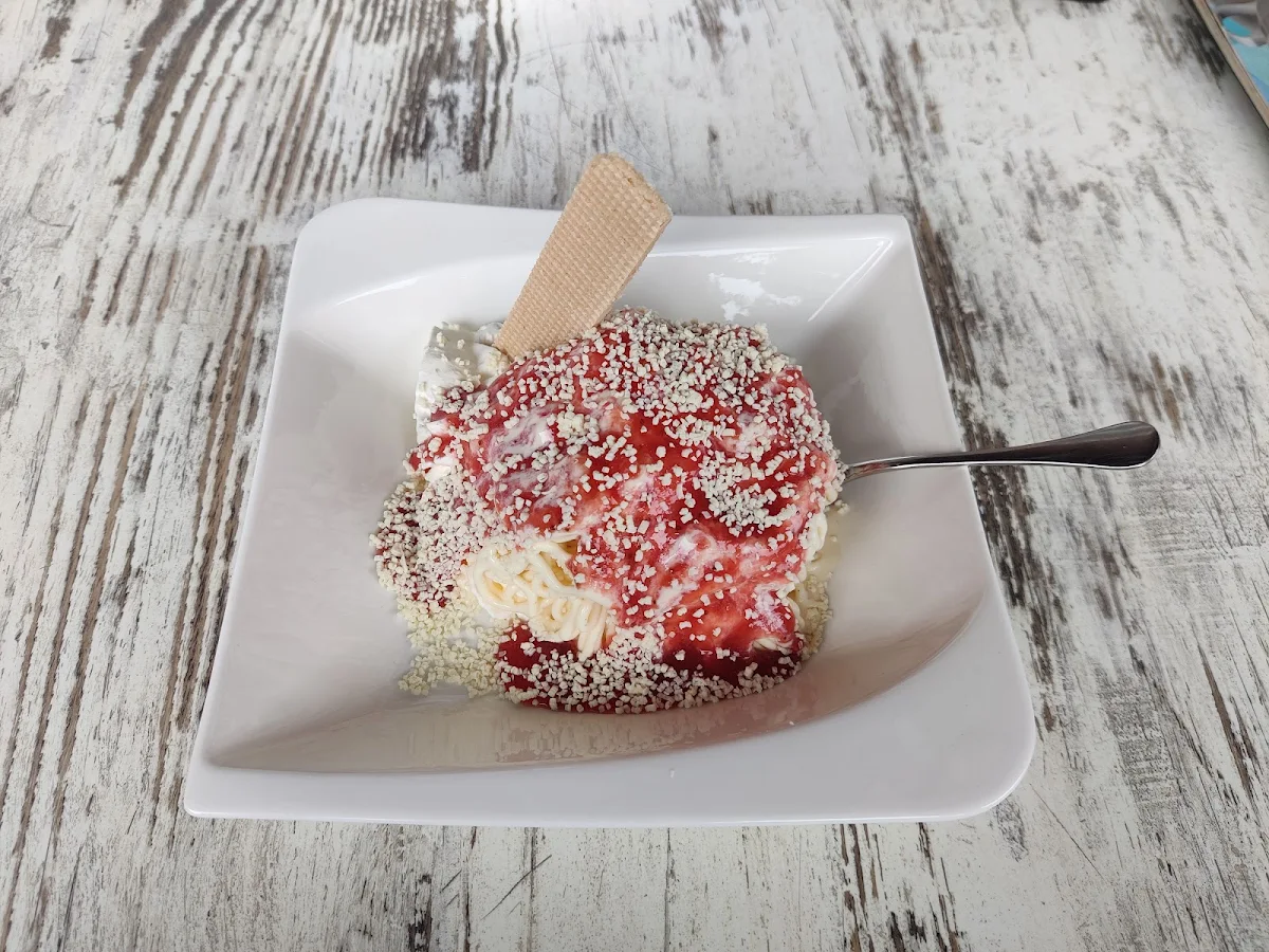 Spaghetti Eis