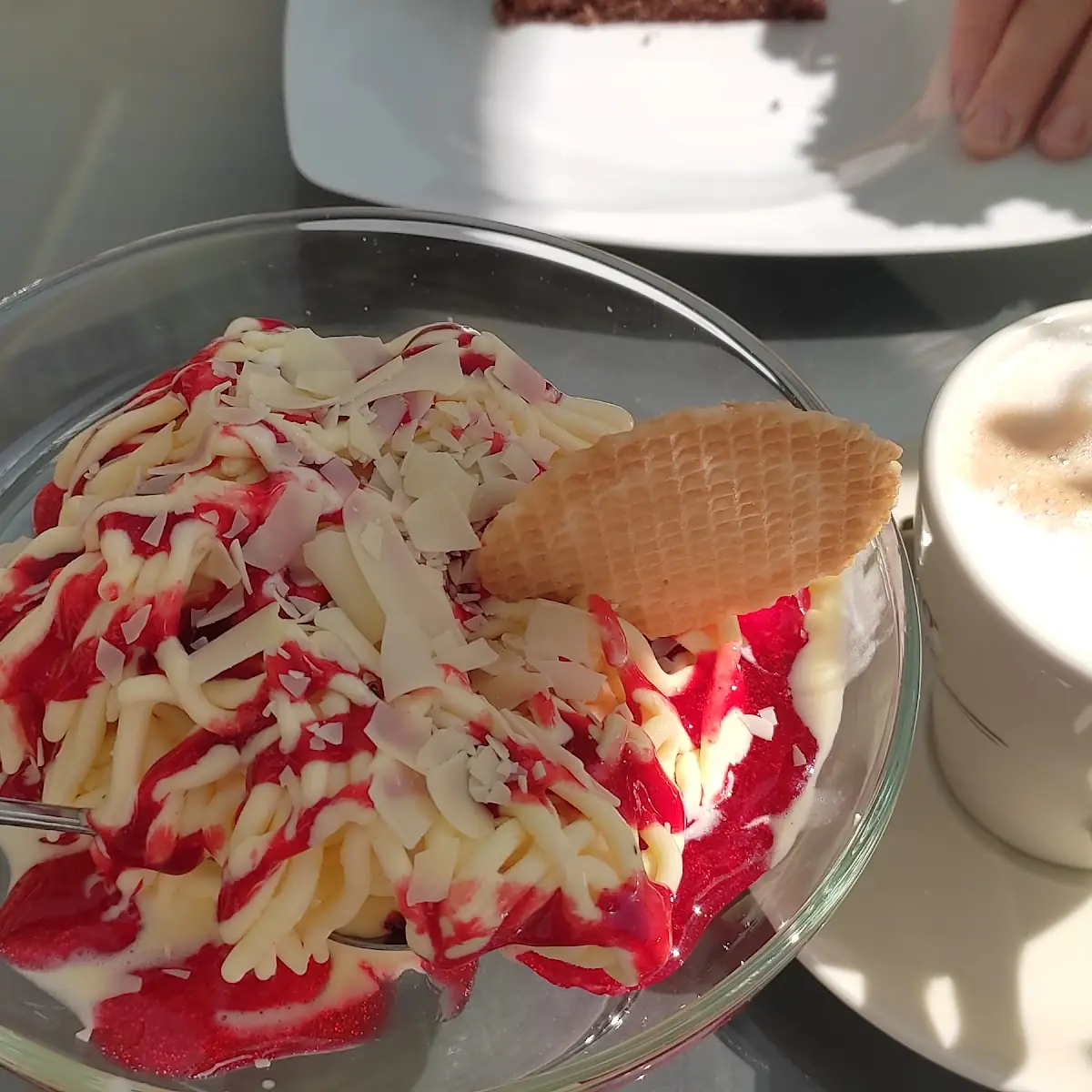 Spaghetti Eis, Sabinchen - Eiscafé - Bistro