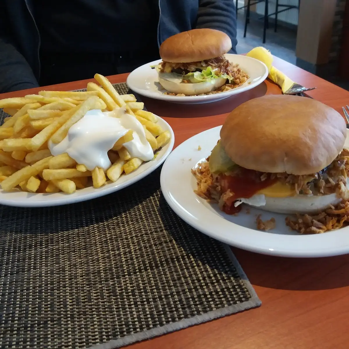 Cheeseburger Menü
