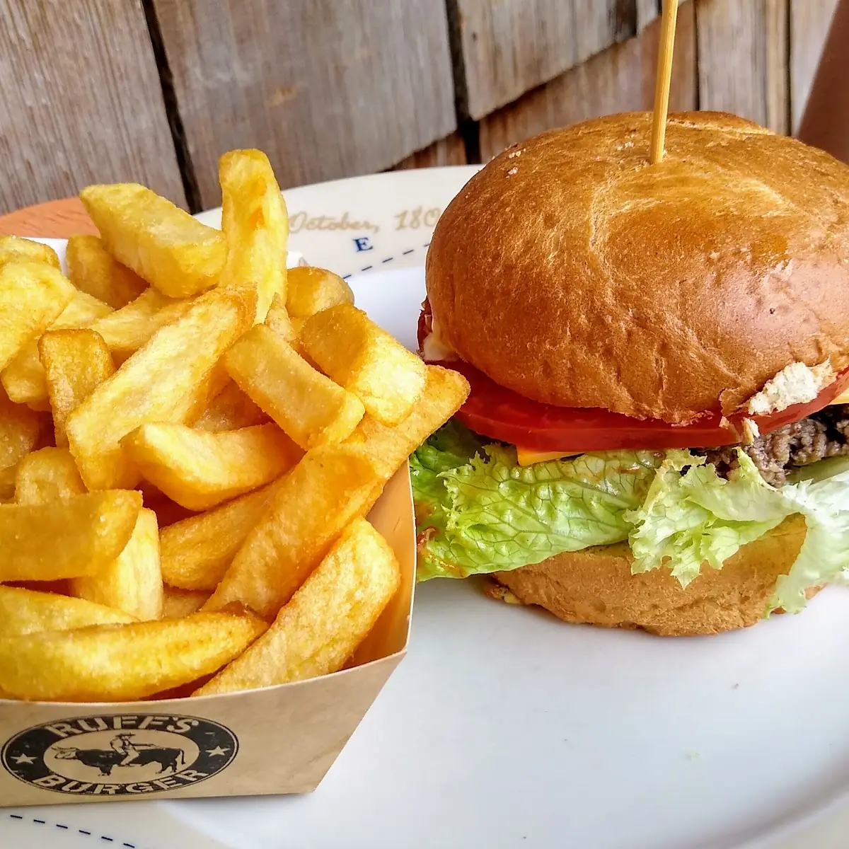 Cheeseburger Menü