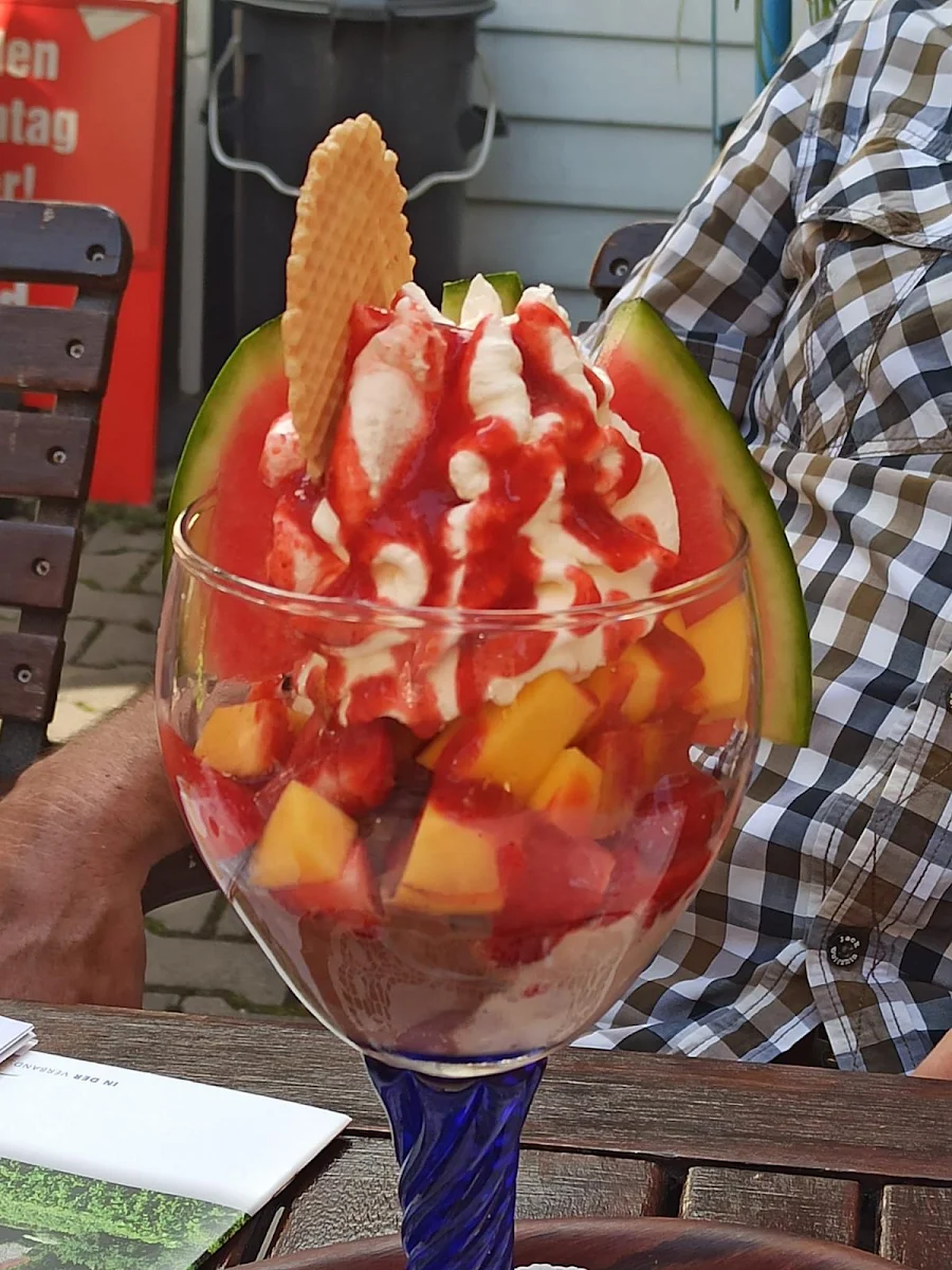Früchtebecher
