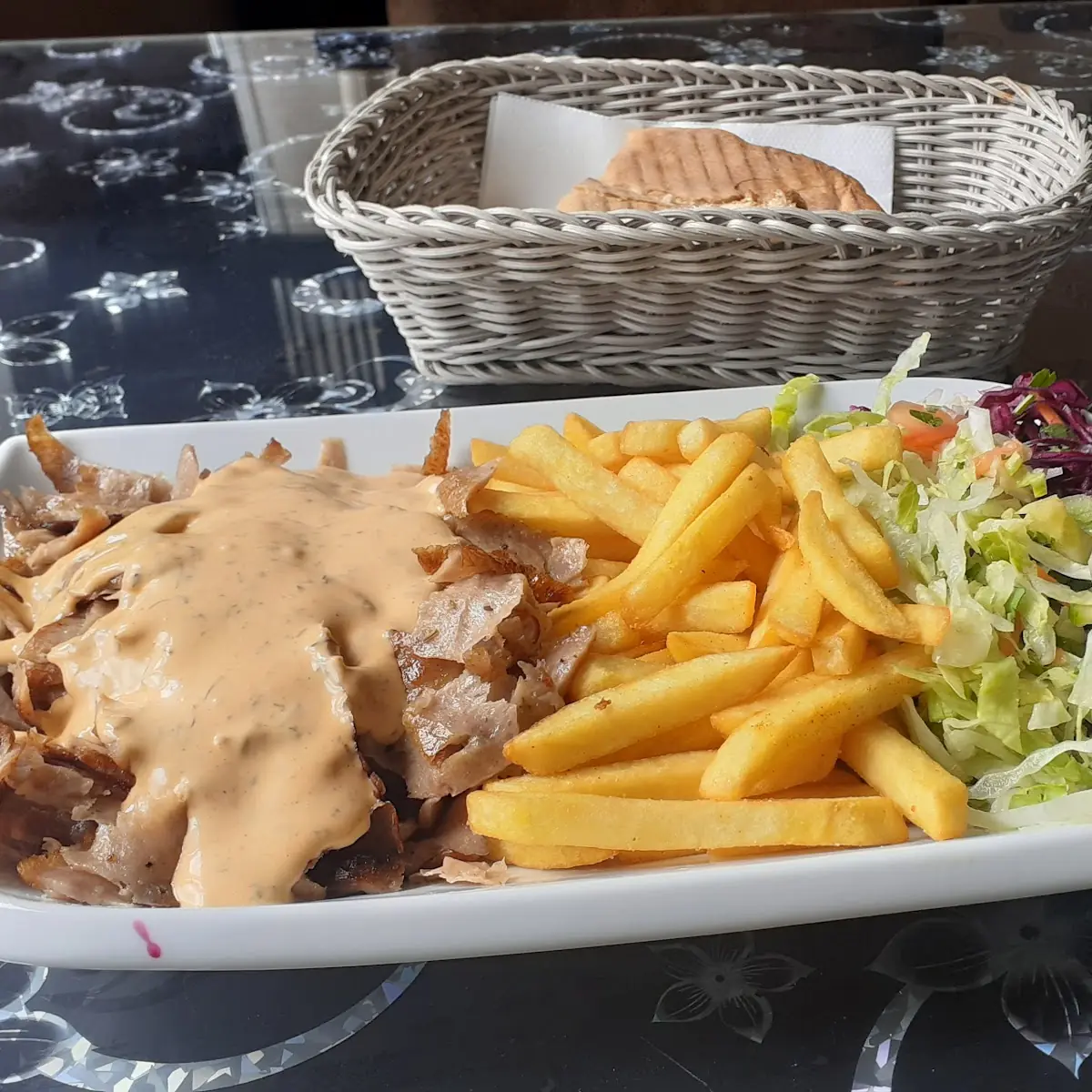 Dönerteller, Bistro Orient