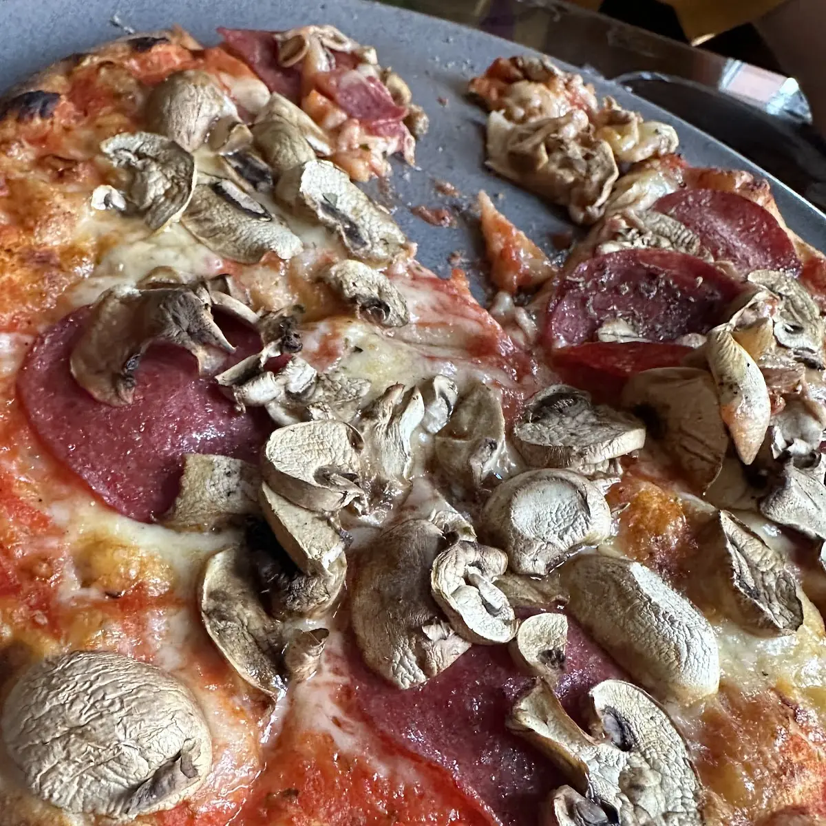 Highlights, Bistro Orient