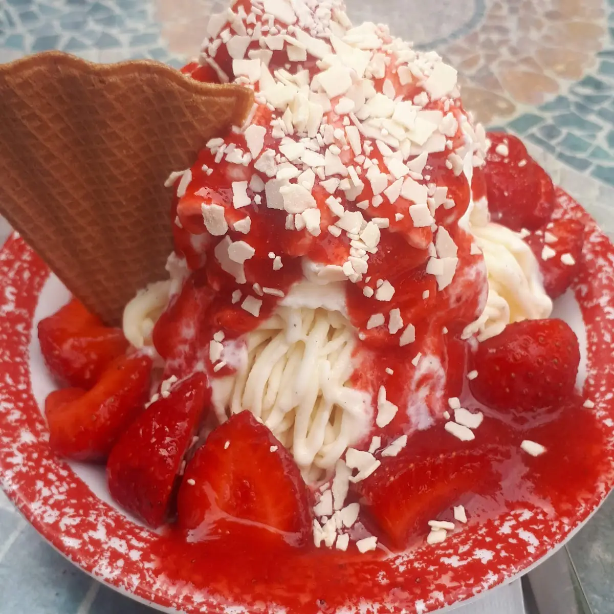 Spaghetti Eis