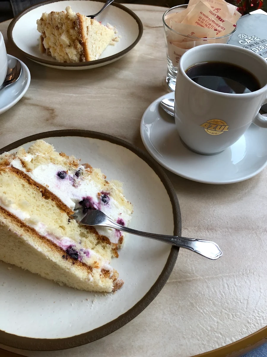 Super, Café Enderlein