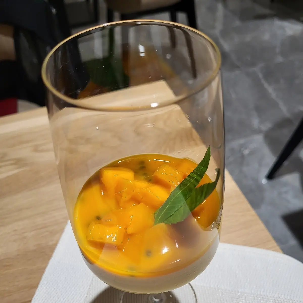 Mango-panacotta, Hoa Sen Vietnamesisches Restaurant