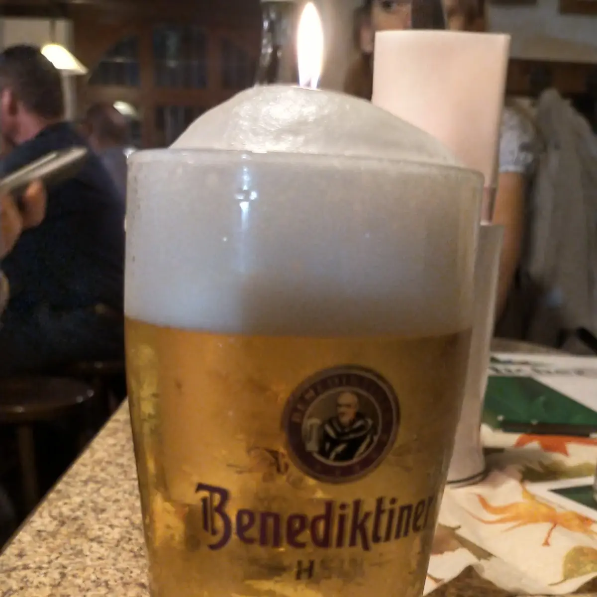 Benediktiner Hell