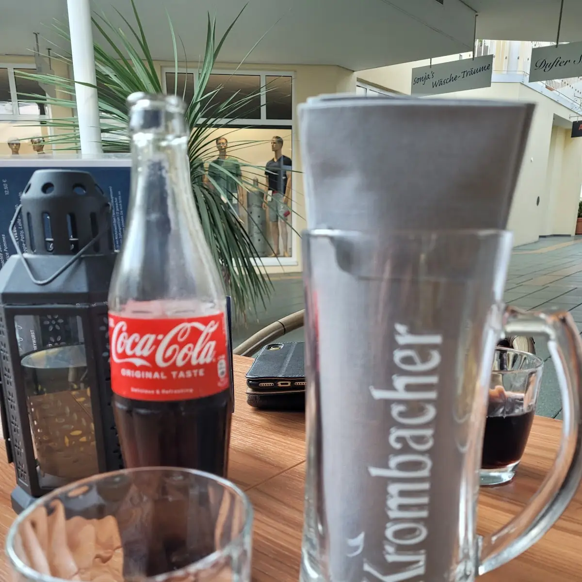 Cola