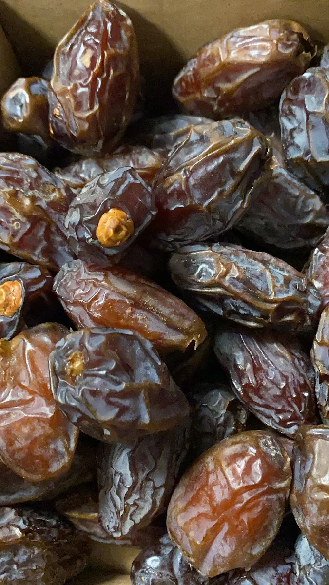 Date Palm, Top Bistro