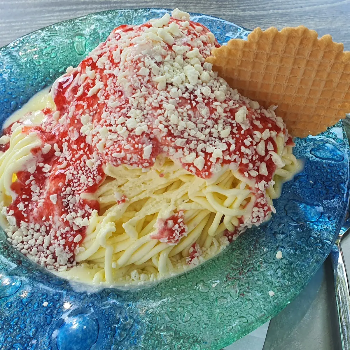 Spaghetti Eis