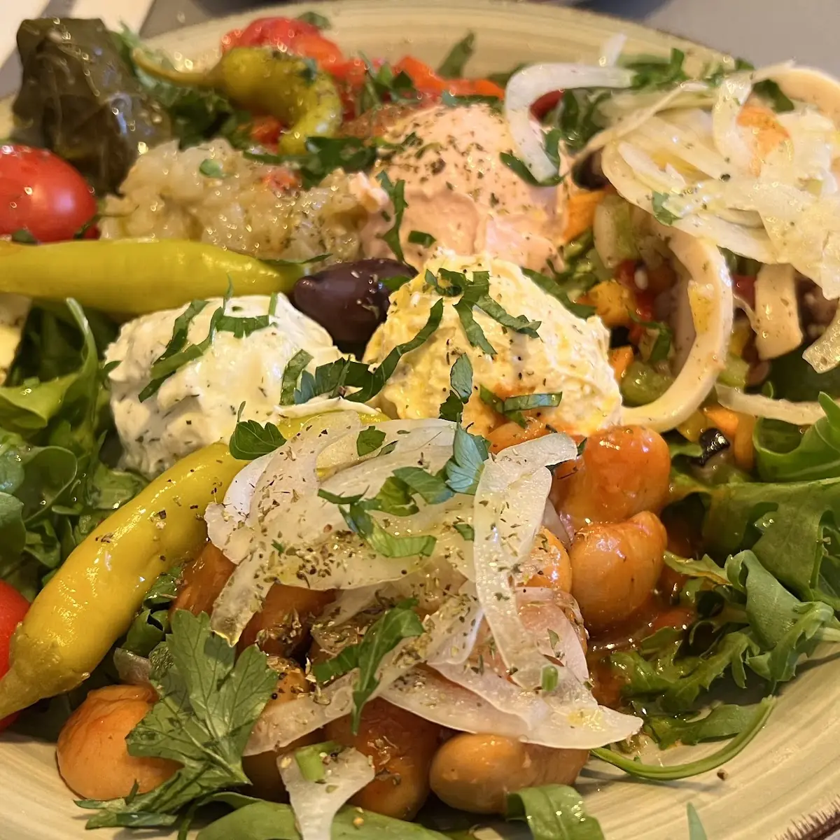 Salads, Restaurant Plateia