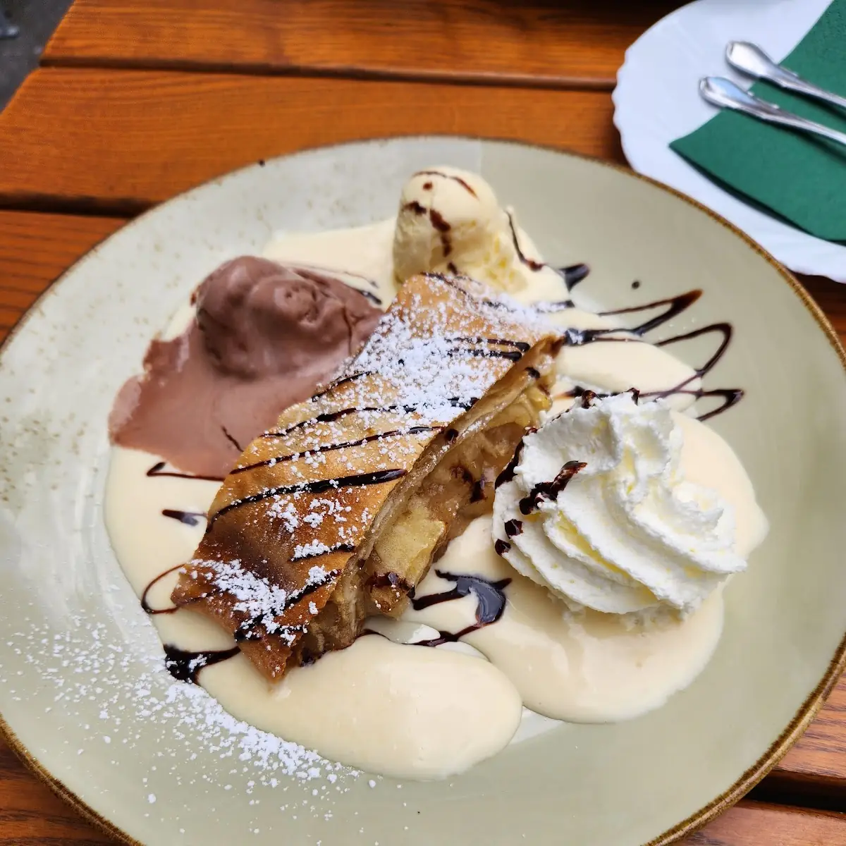 Apple Strudel