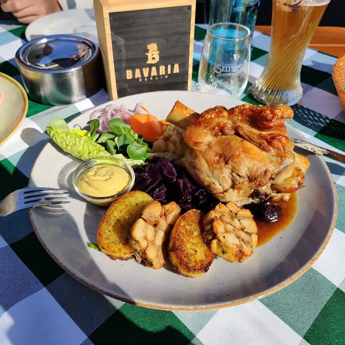 Schweinshaxe