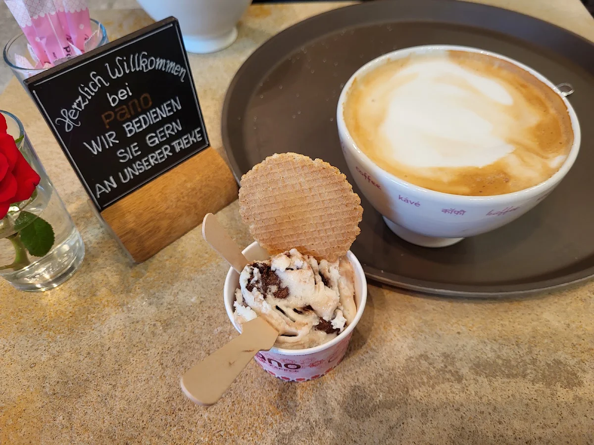 Milchkaffee, PANO - Brot & Kaffee