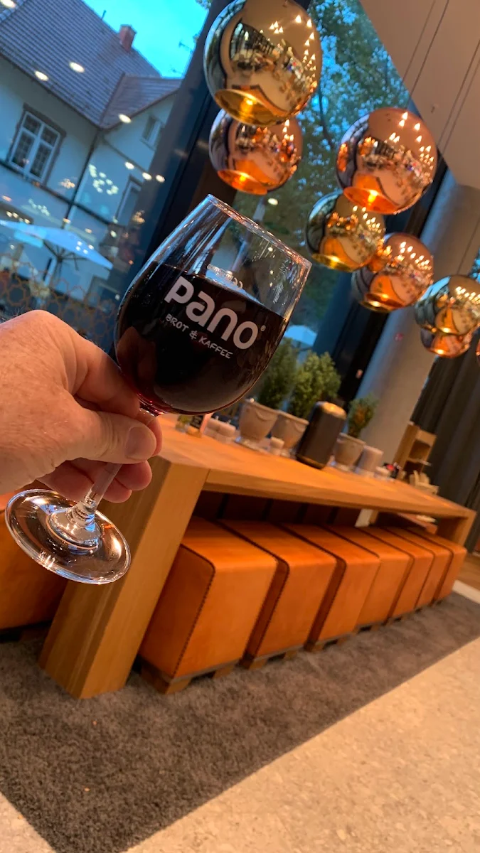 Rotwein, PANO - Brot & Kaffee