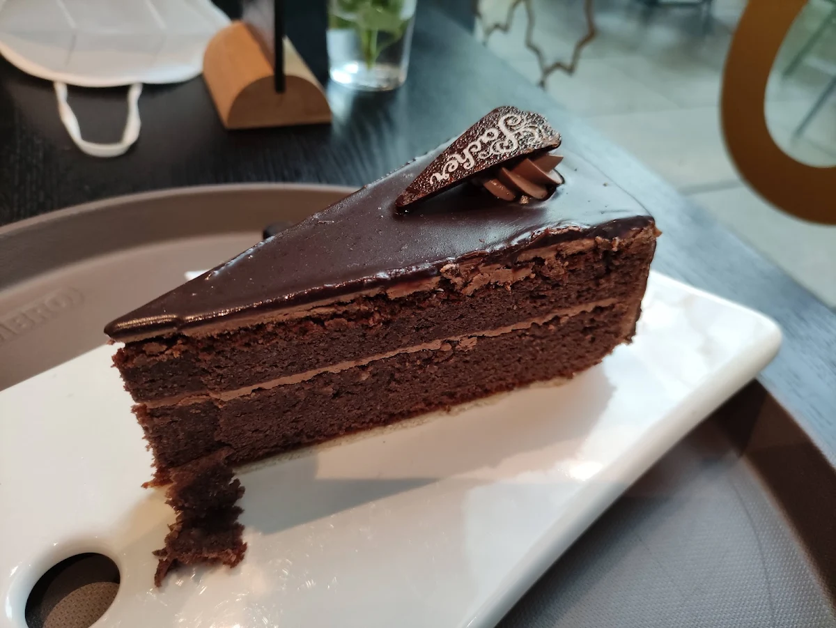 Sacher, PANO - Brot & Kaffee