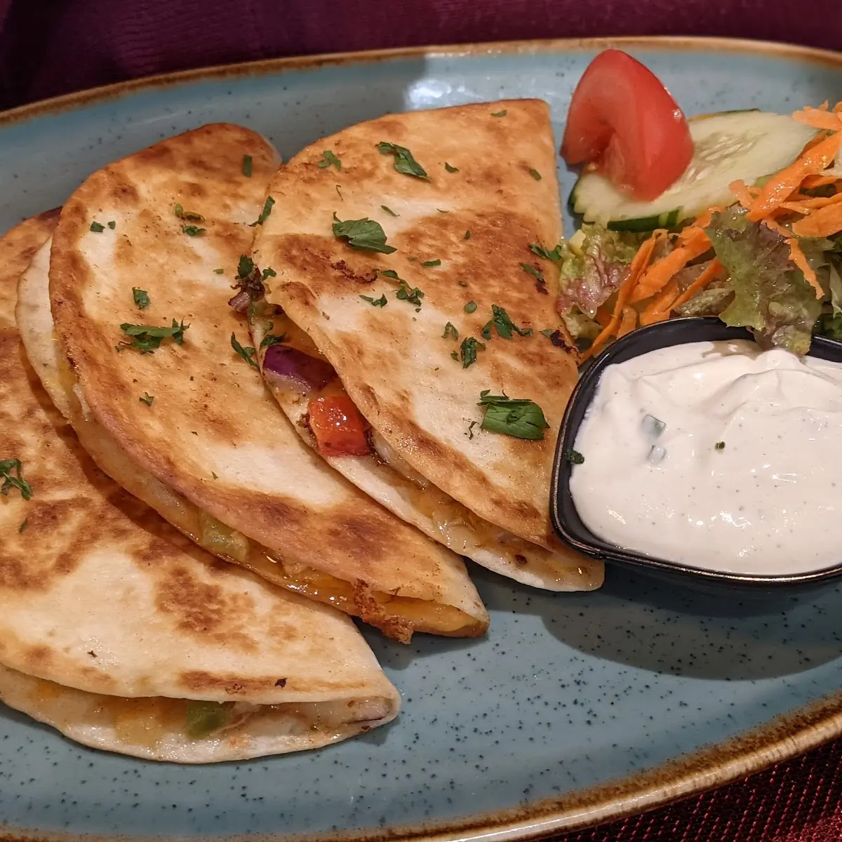 Quesadilla Con Pollo