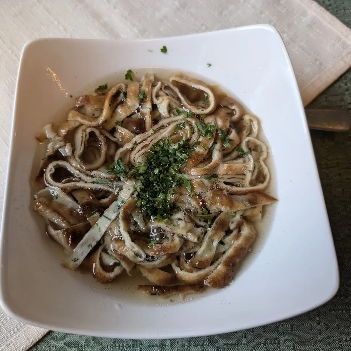 Flädlessuppe