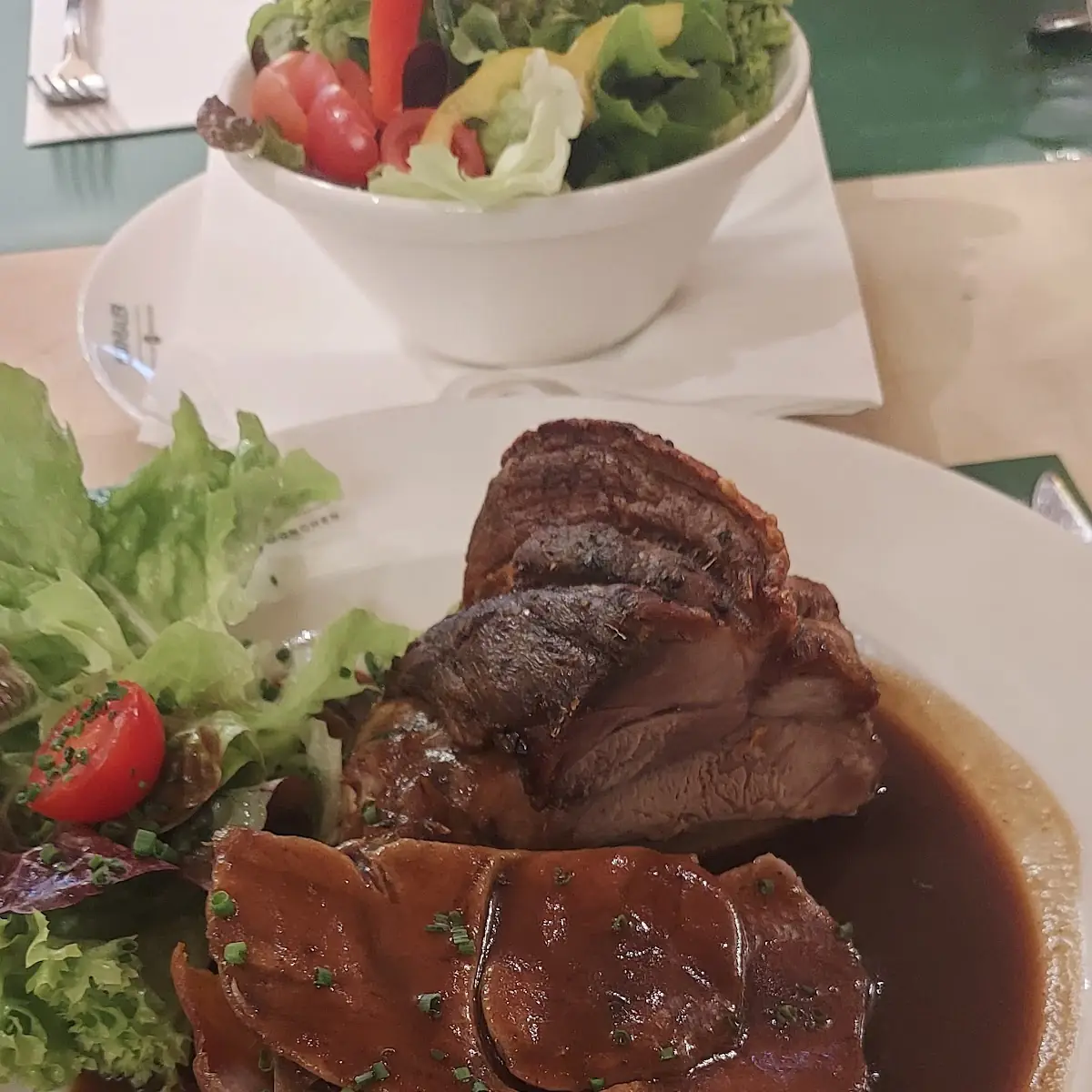 Portion Kalbshaxe