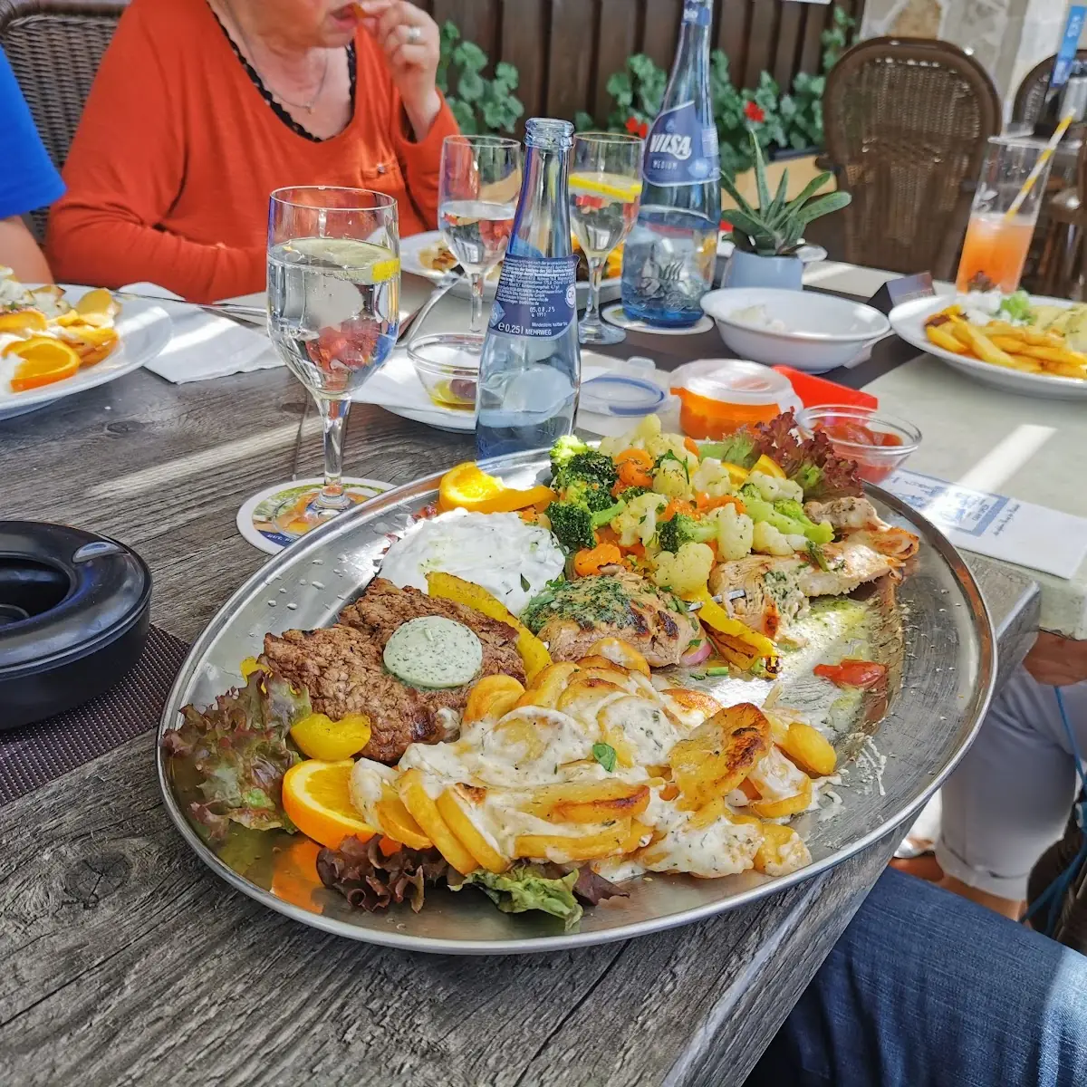 Filetteller, Athos Beedenbostel GmbH & Co KG