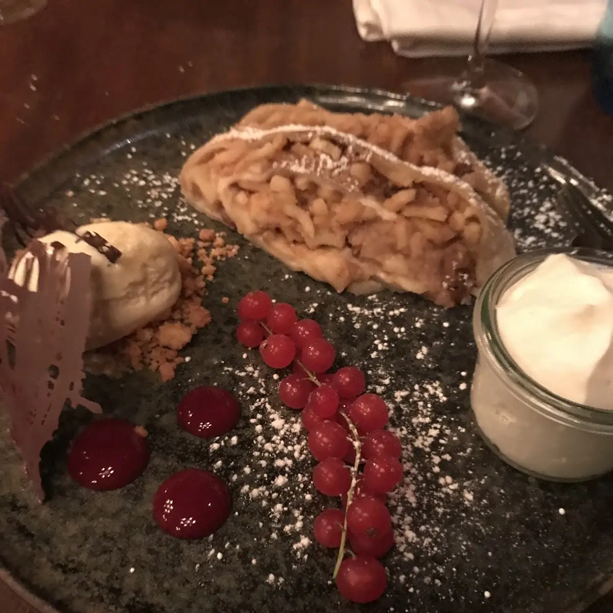 Apfelstrudel