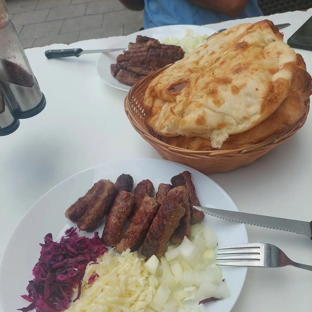 Ćevapi, Restaurant Ballkan Burek Grill