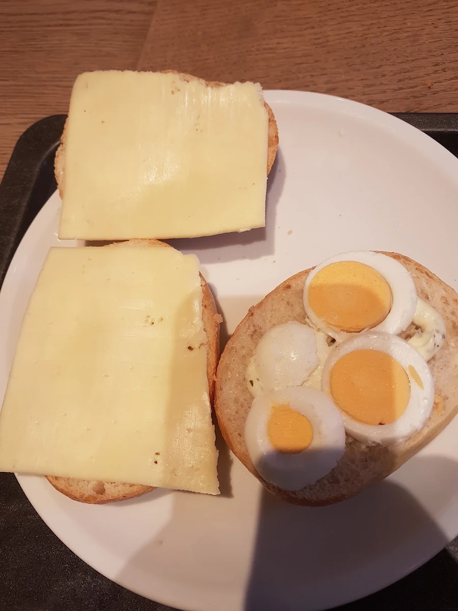 Ei Und Käsebrotchen, Bäckerei Kanne Filiale Alstedde