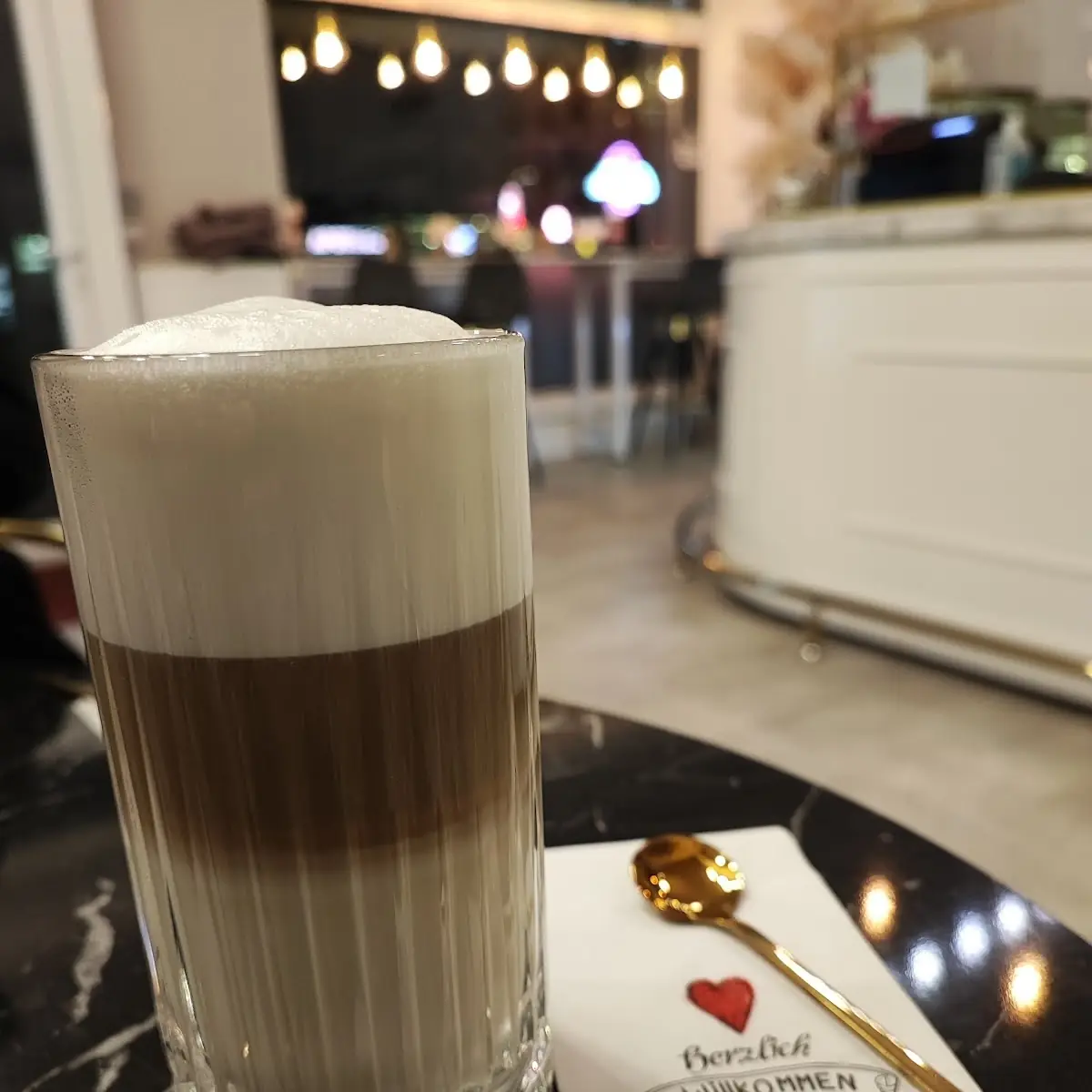 Latte Macchiato