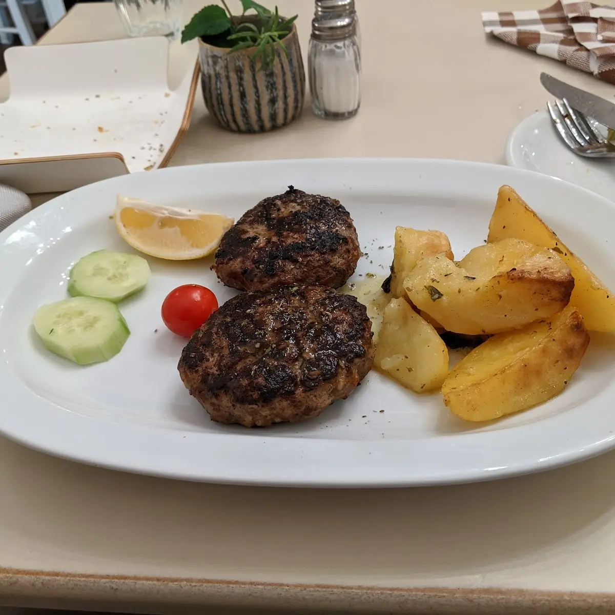 Bifteki
