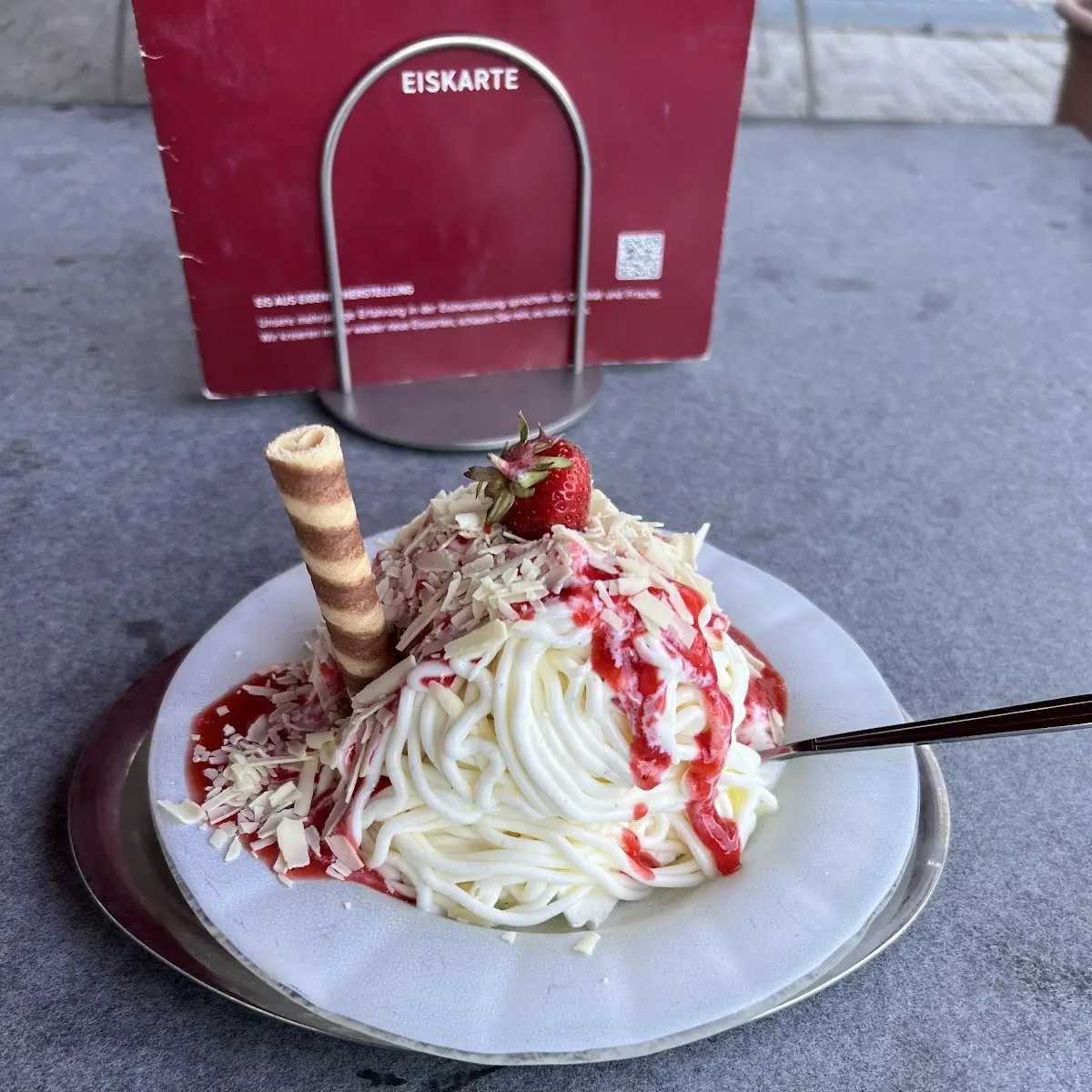 Spaghetti Eis
