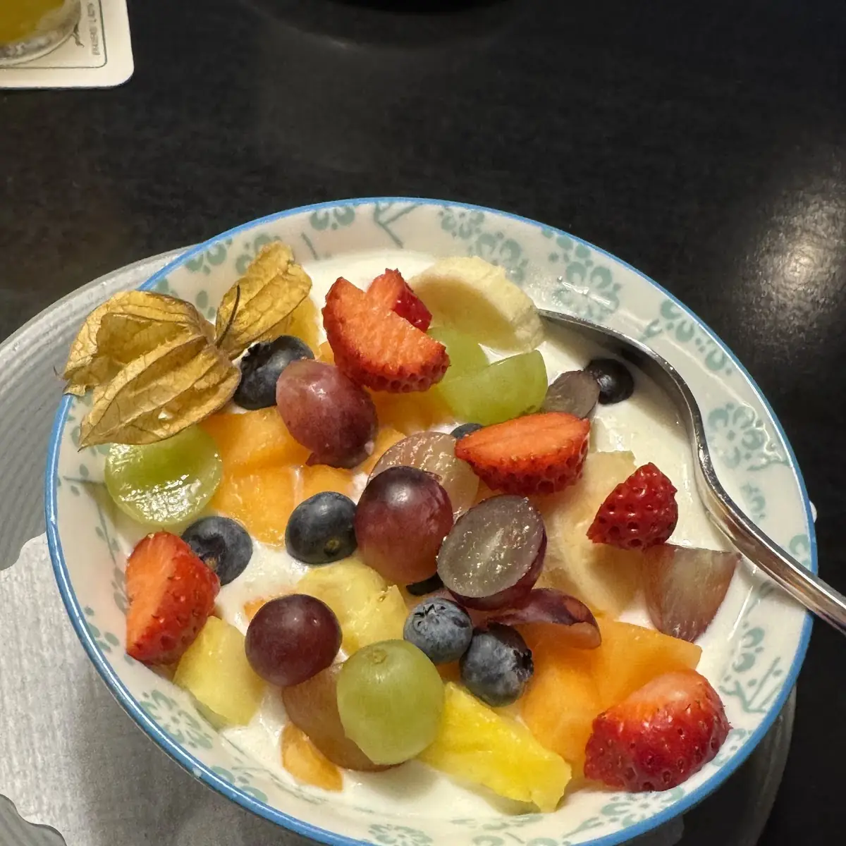 Joghurt Mit Frischem Obst
