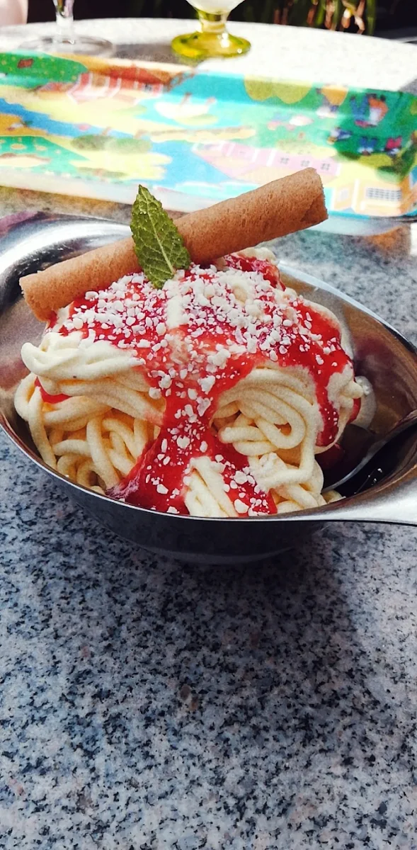 Spagetti Eis
