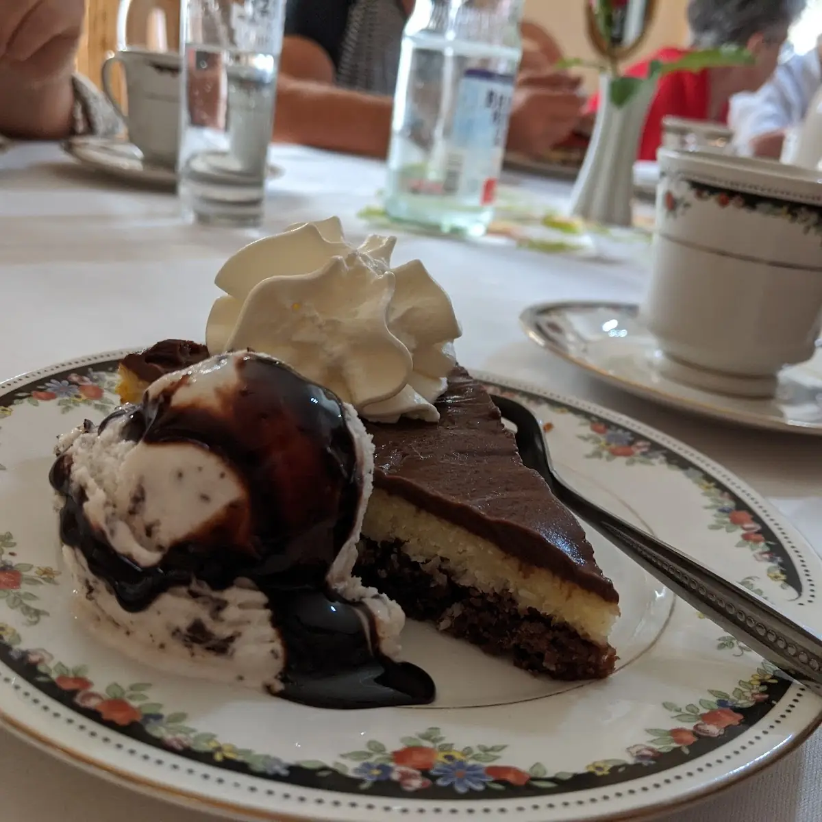 Highlights, Cafe Weber