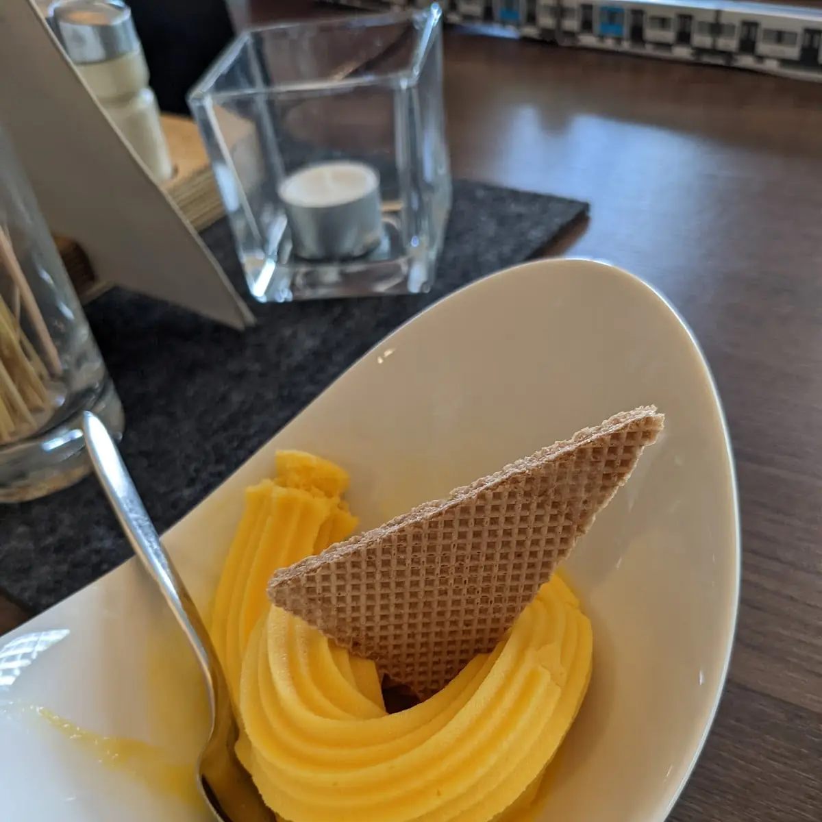 Mango Eis