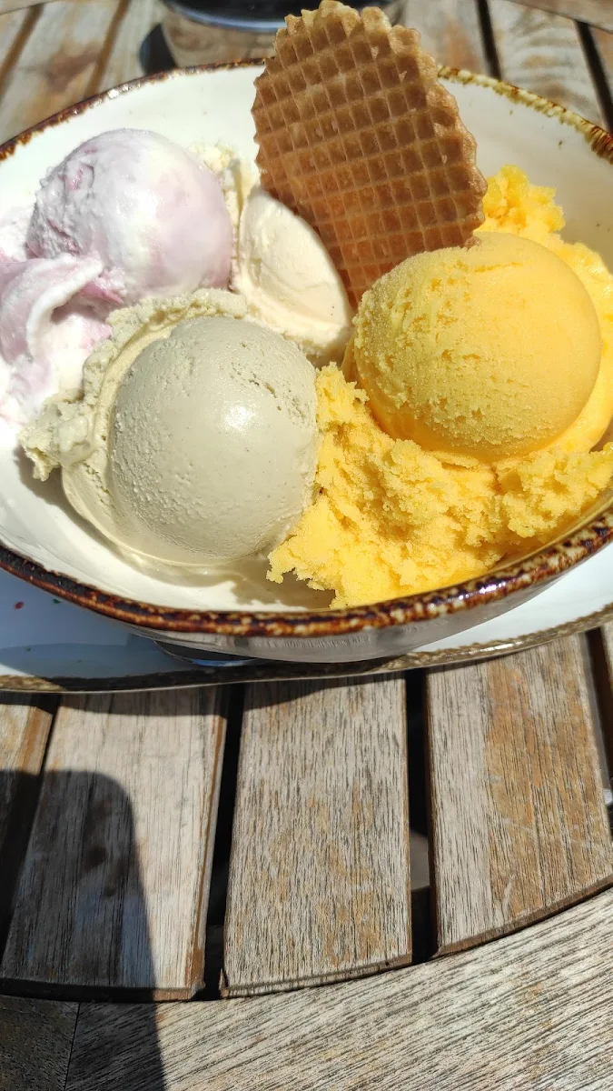 Gemischtes Eis
