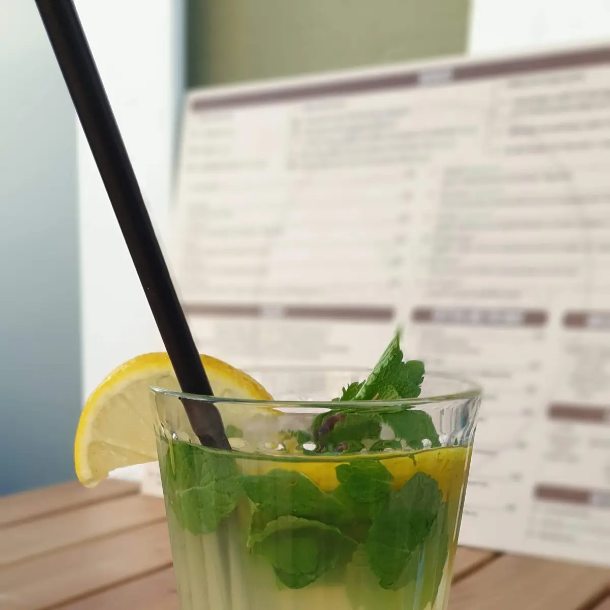 Zitronenlimonade