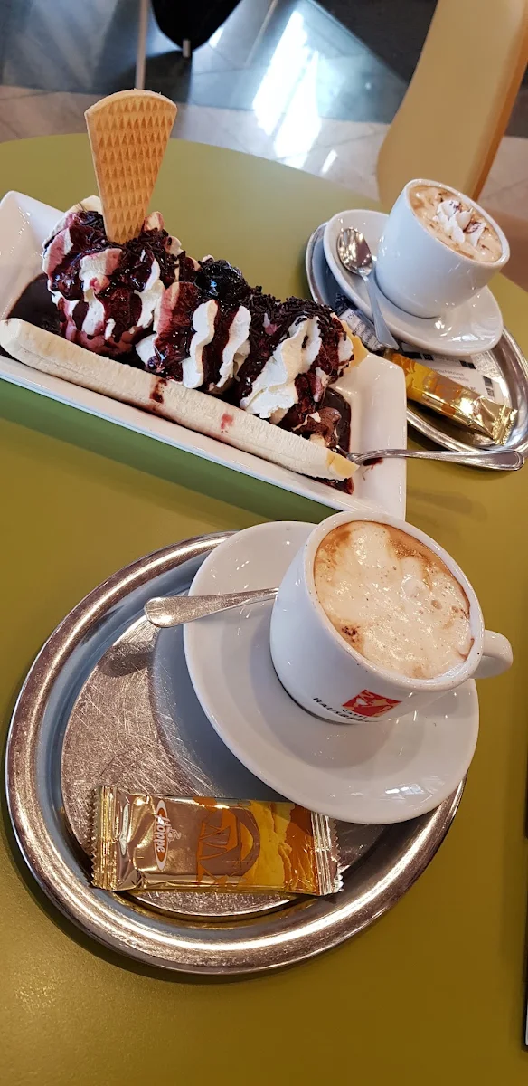 Capucino, Eis Café Venezia