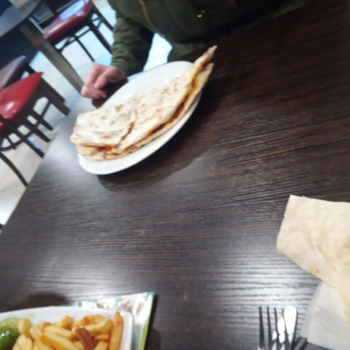 Lahmacun Mit Dönerfleisch