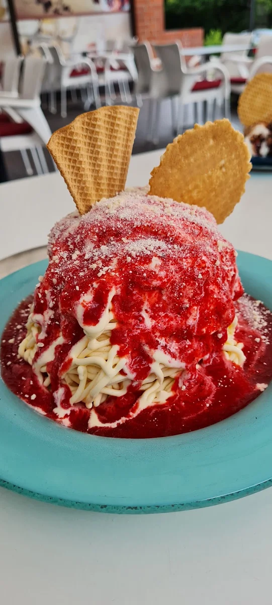 Spaghetti Eis