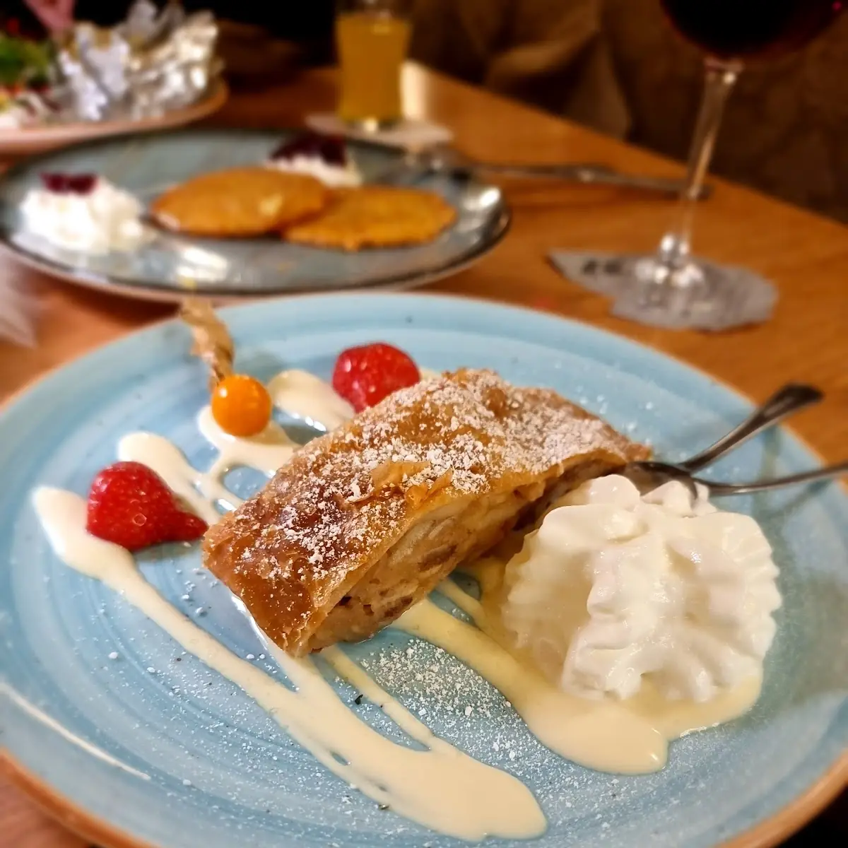 Apple Strudel