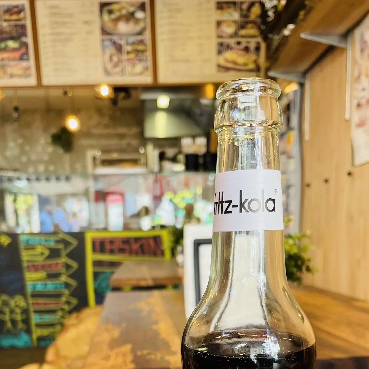 Cola