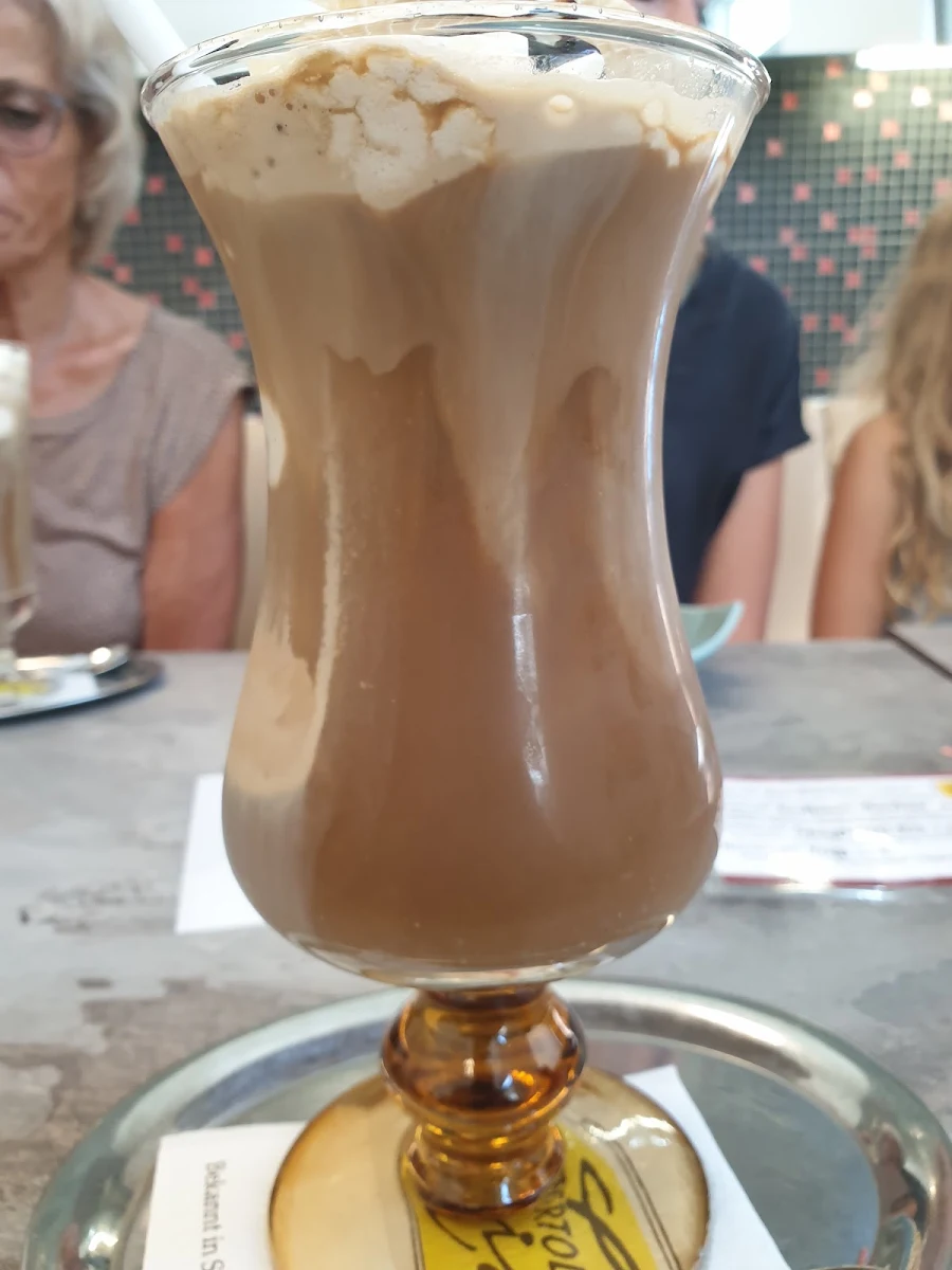 Cafe Eis