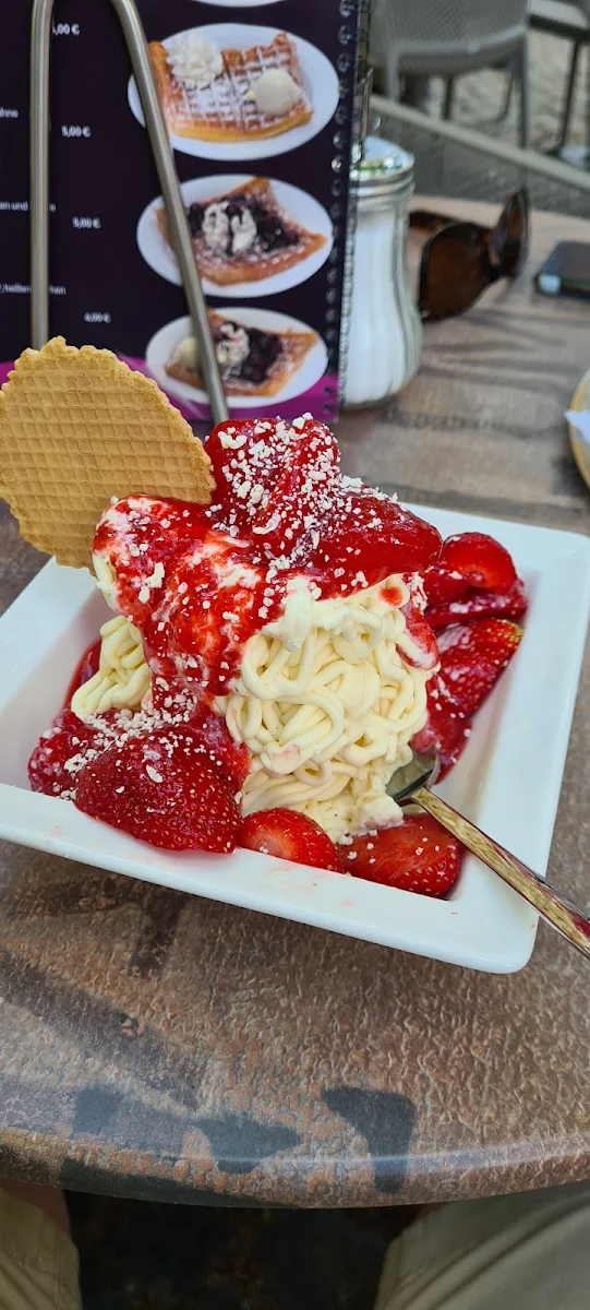 Spaghetti Eis