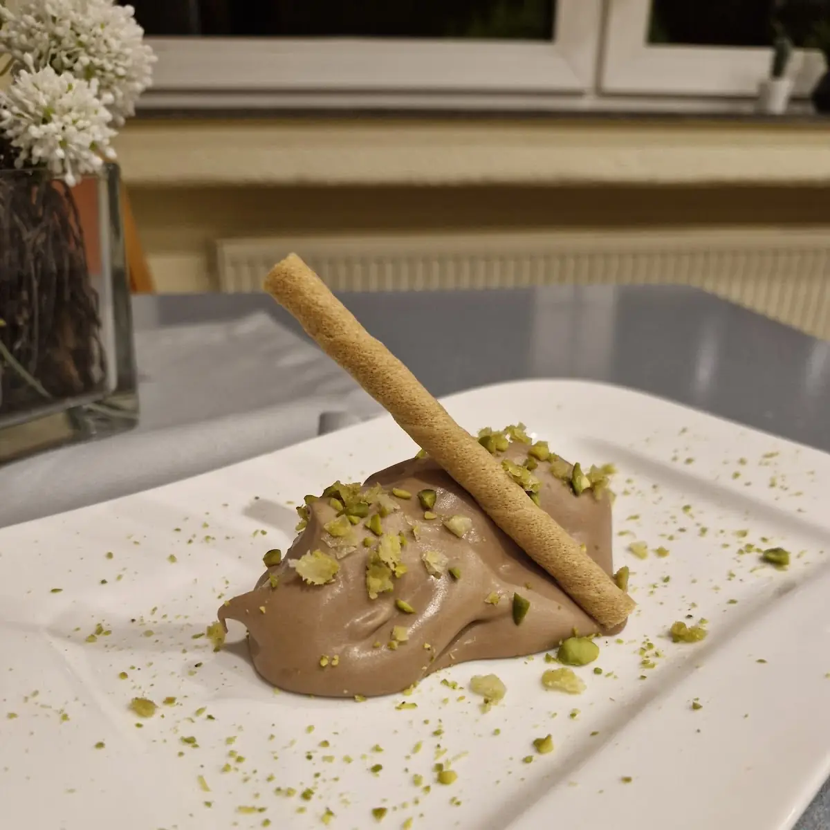 Essen und Trinken, Gaststätte Zur Tribüne