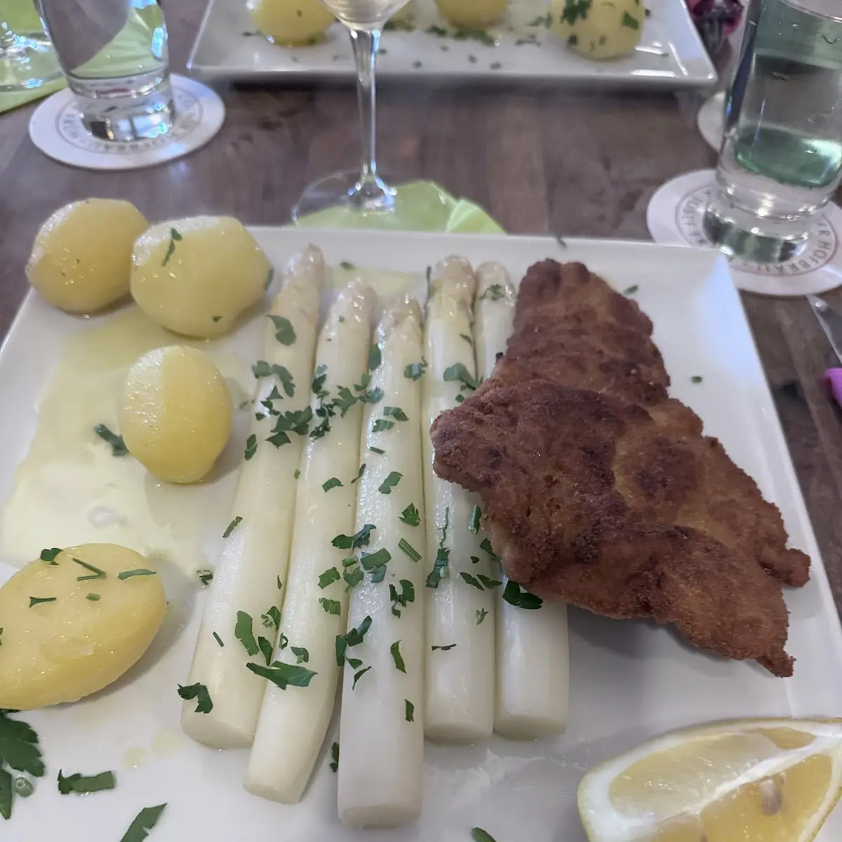 Essen und Trinken, Stahlberg
