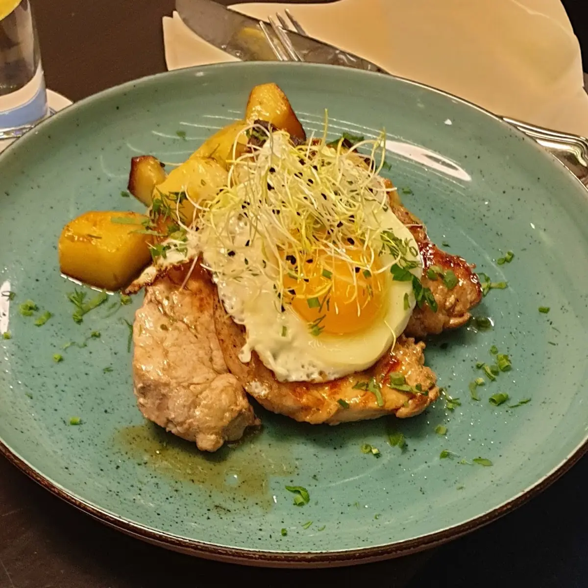 Essen und Trinken, Le Bistro