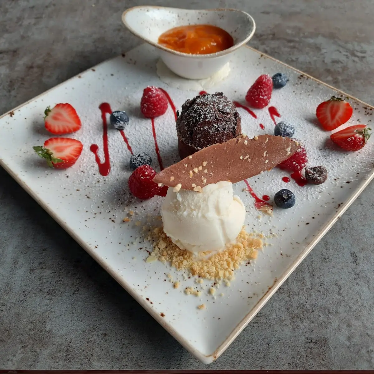 Essen und Trinken, Gutshof Arosa